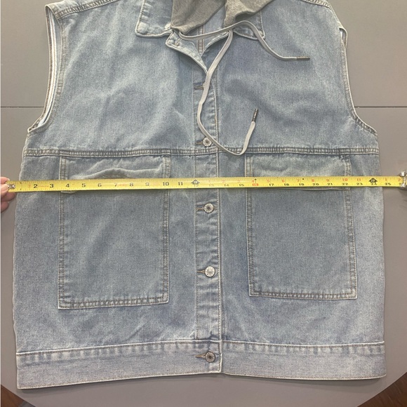 Denim Vest For Man or Woman Unisex Sleeveless Jacket Detachable Gray Hood Med - Picture 10 of 11